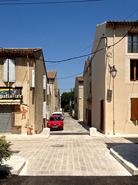 Rue Bourbon à Charleval